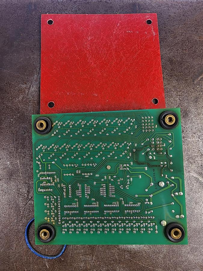 Used Minster 490-0253 17 Channel monitor flow board
