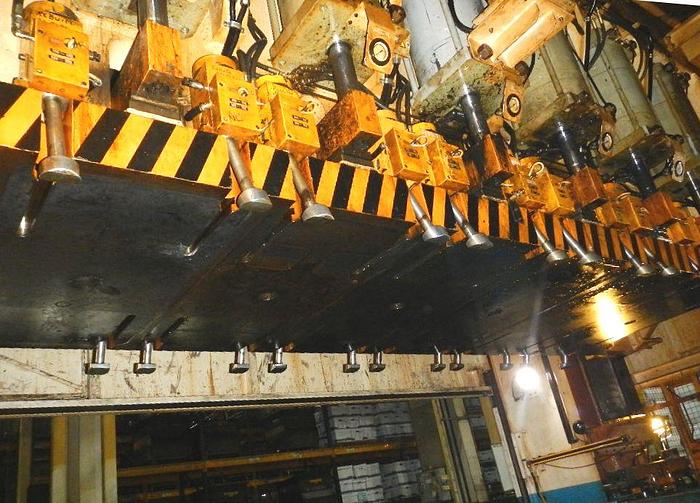 Used 2003 2000 Ton Aida Transfer Press TMX-S2-20000(2)