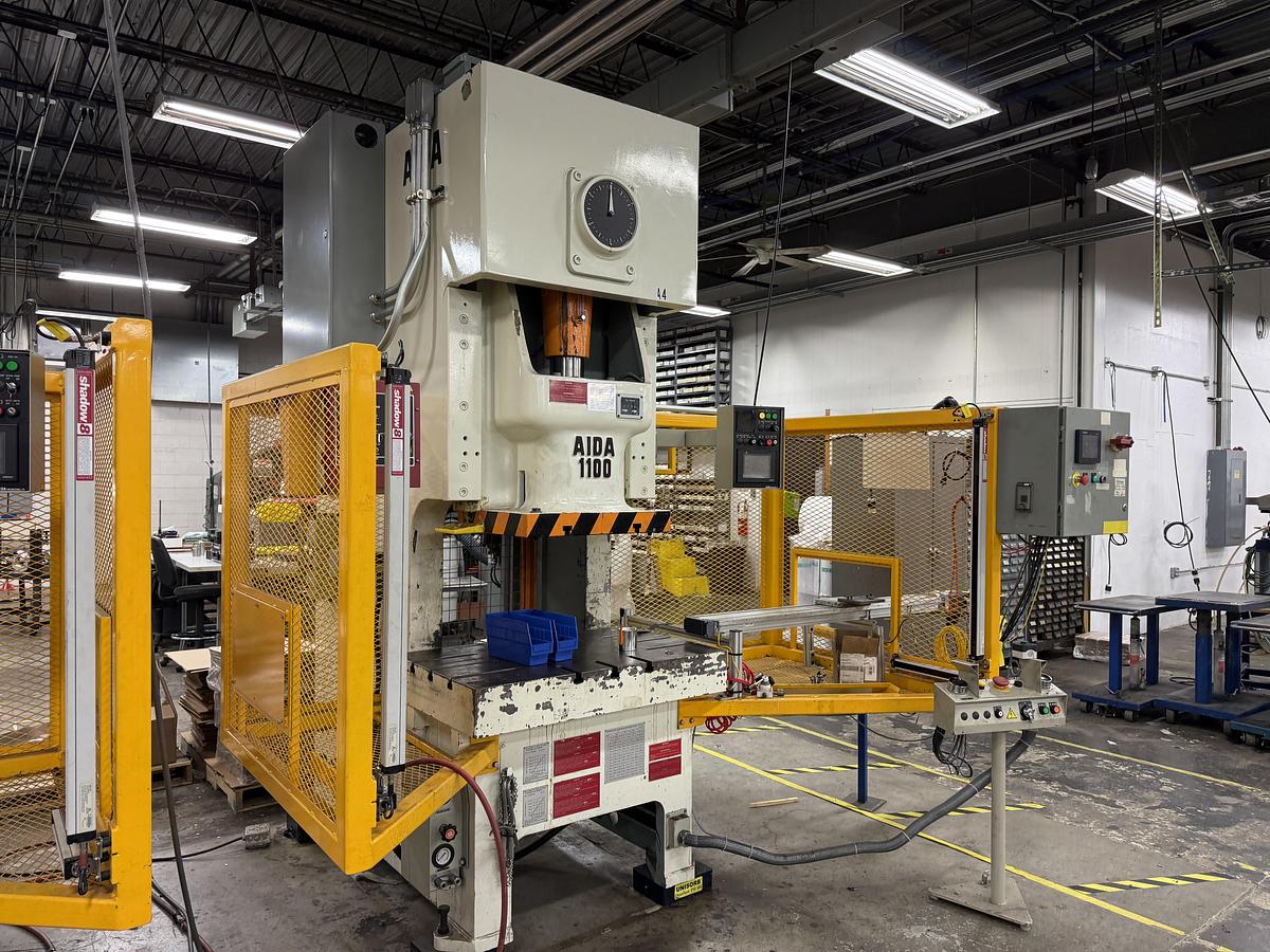 Used 121 TON AIDA MODEL NC1-1100(2) GAP FRAME PRESS