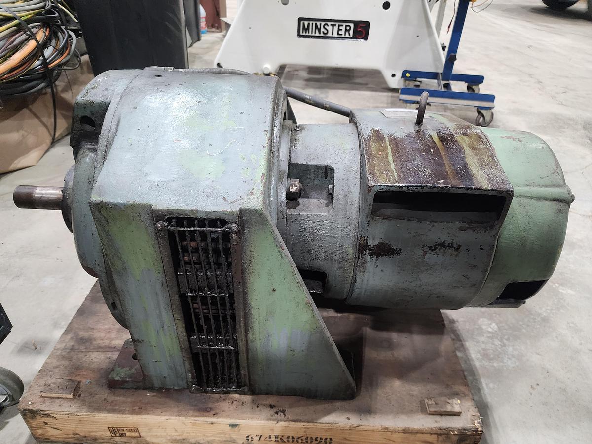 Used Dynamatic 406728410034 Frame: 284 TDZ Type: DP1 1750 RPM 230/460 V 25 HP Motor