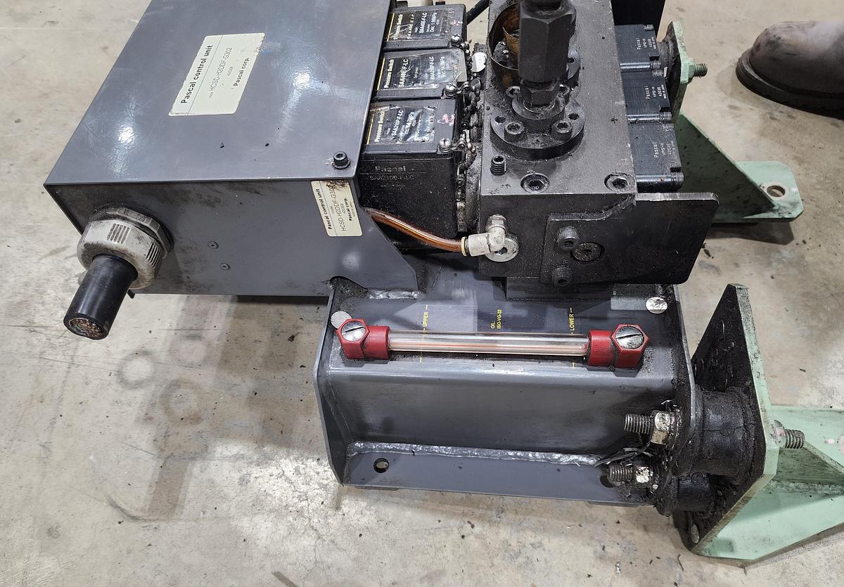 Used Pascal Corp. HCSD-H2DDF-G302 Control Unit / SAA210P-F-LC Pressure Switches