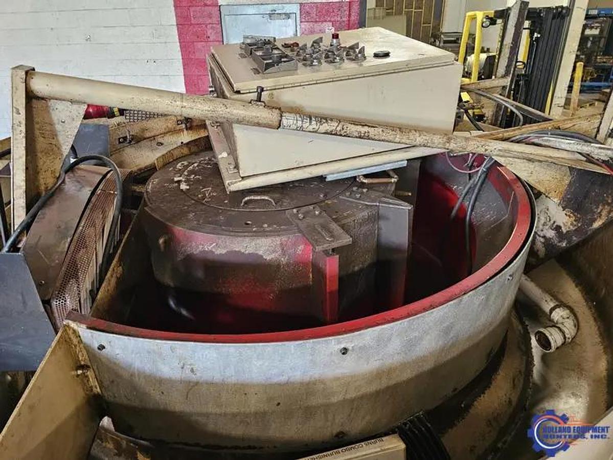 Used ROTO FINISH MODEL HRC-17 VIBRATORY FINISHING MACHINE