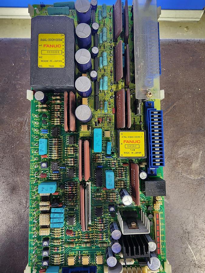Used Fanuc A20B-0009-0320/ A06B-6047-H003 Velocity Control Unit