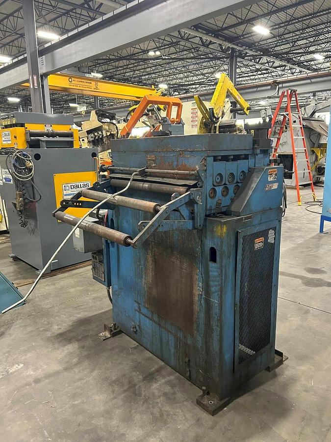 Used 30" LITTELL POWERED COIL STRAIGHTENER