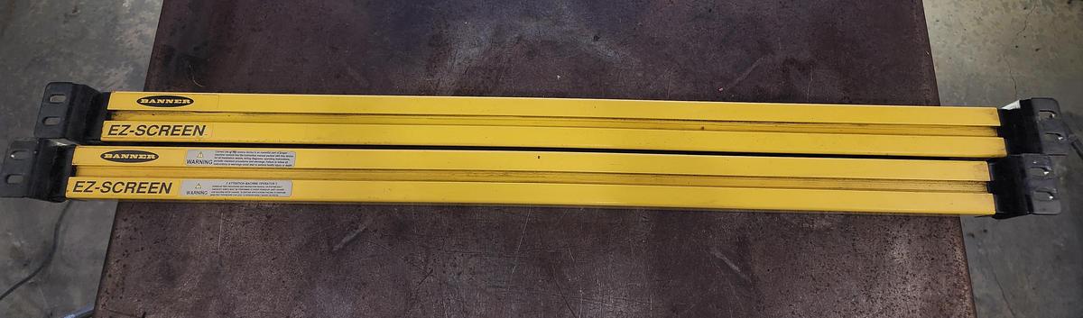 Used Banner SLSE14-750Q8 SLSR14-750Q8 EZ-Screen Light Curtain Pair