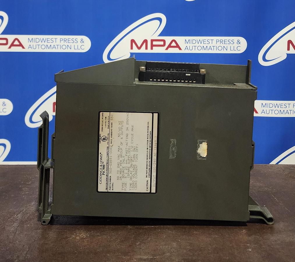 Used Giddings and Lewis 502-03551-00R2 PiC900 Output Module