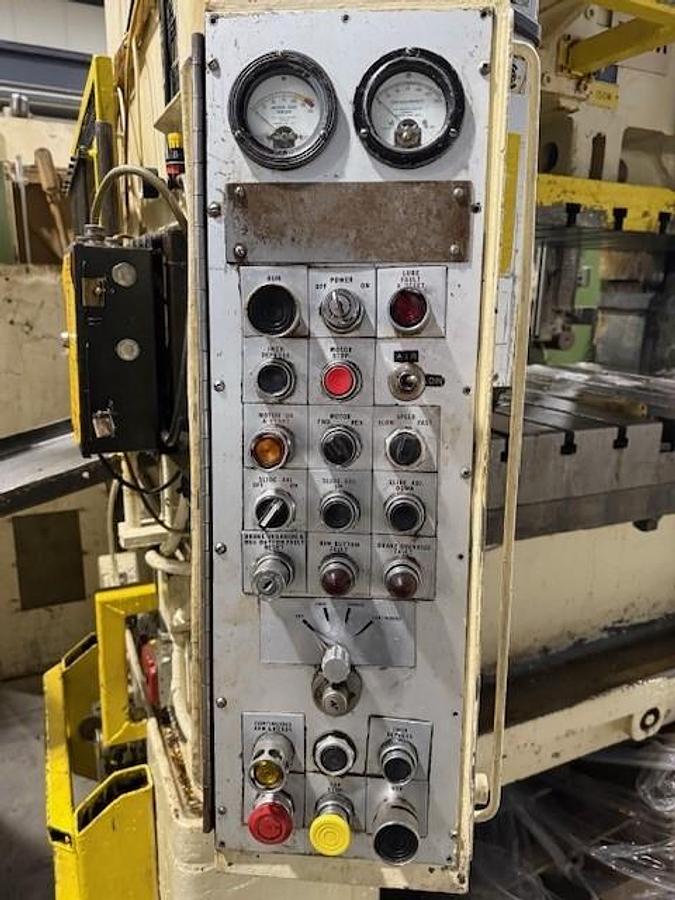 Used 150 TON MINSTER MODEL P2-150 STRAIGHT SIDE MECHANICAL PRESS
