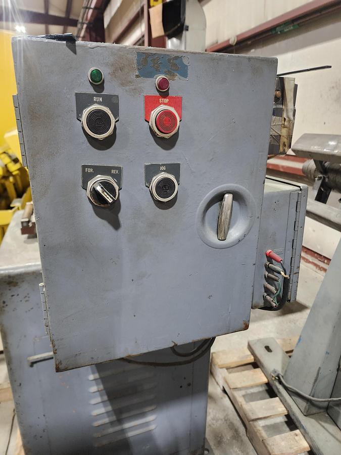 Used 6" WIDE CWP STOCK STRAIGHTENER