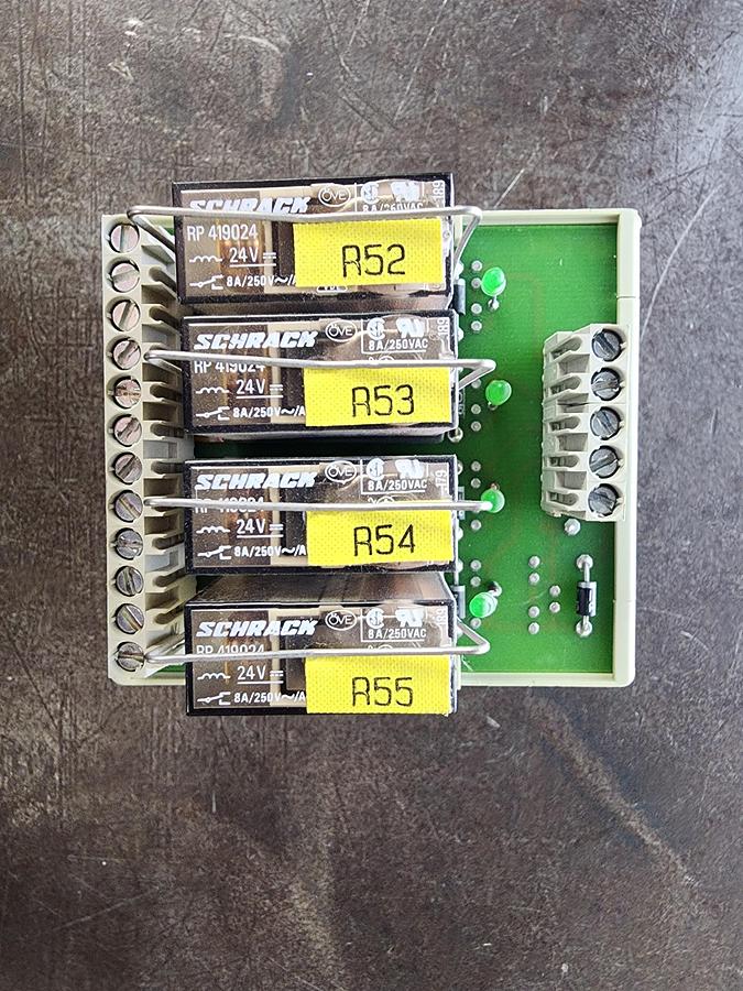 Used Telemecanique ABE6R04S13 Relay Interface