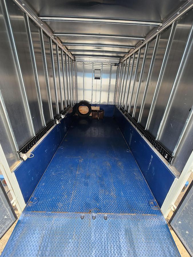 Used AIR-TOW E-16 ENCLOSED TRAILER
