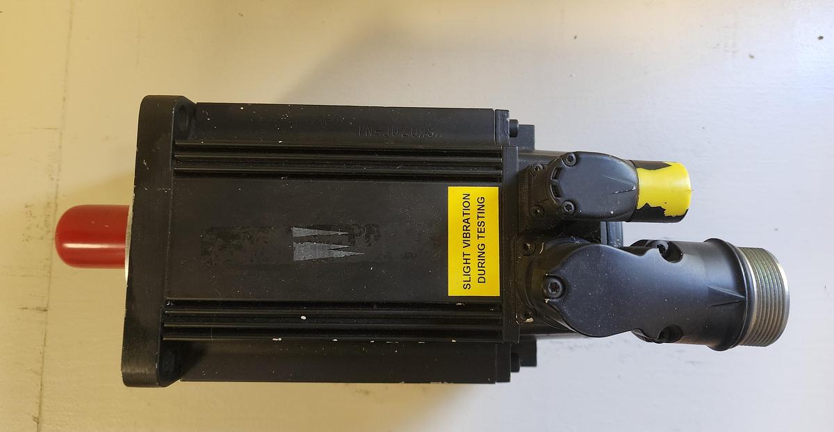 Used Rexroth MNR: 9911299752 / MSK070C-0450-NN-S1-UP0-NNNN Servo Motor