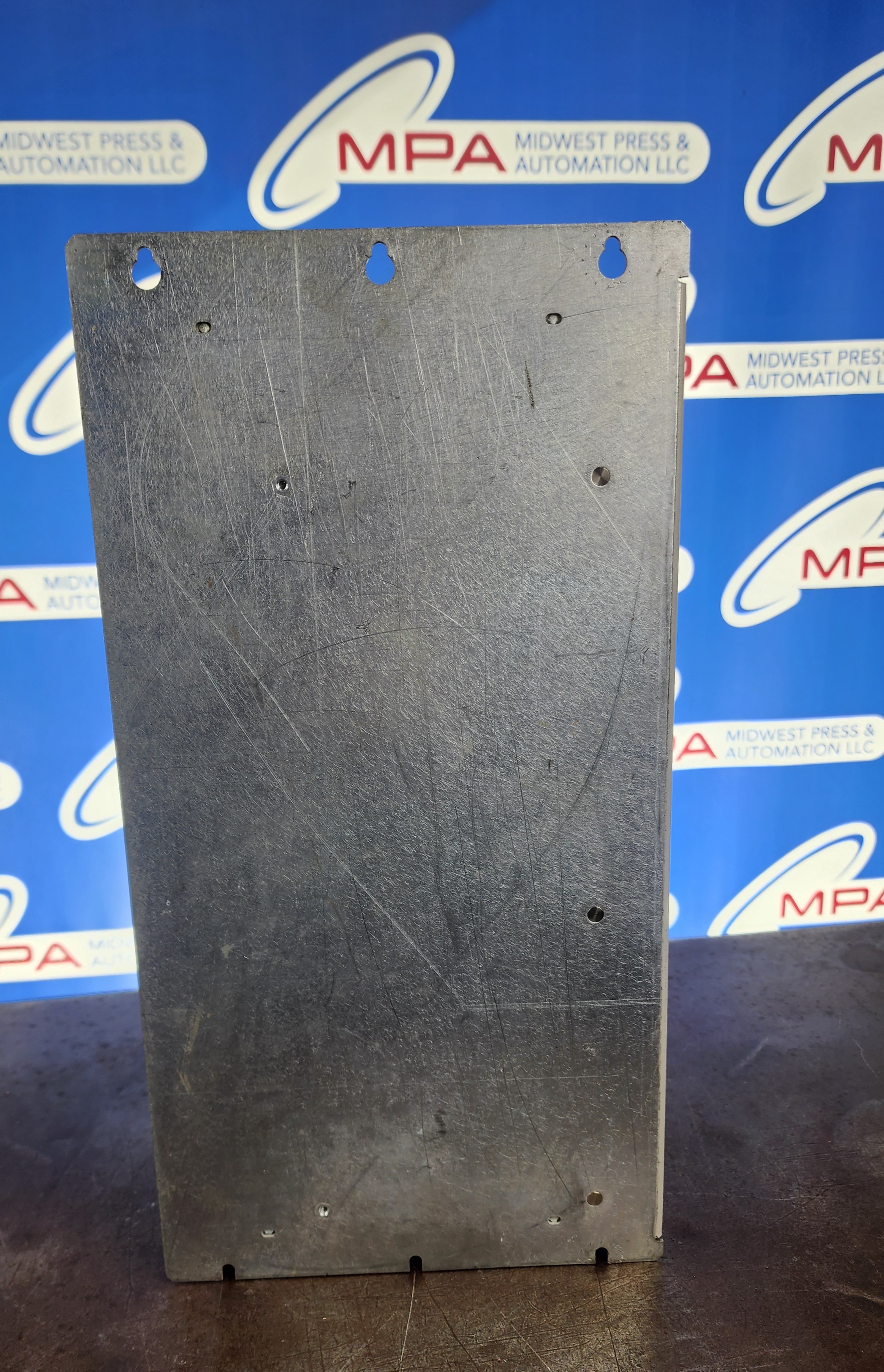 Used Allen-Bradley 2098-IPD-HV220 230/460 VAC 3 PH 50/60 Hz Ultra 5000