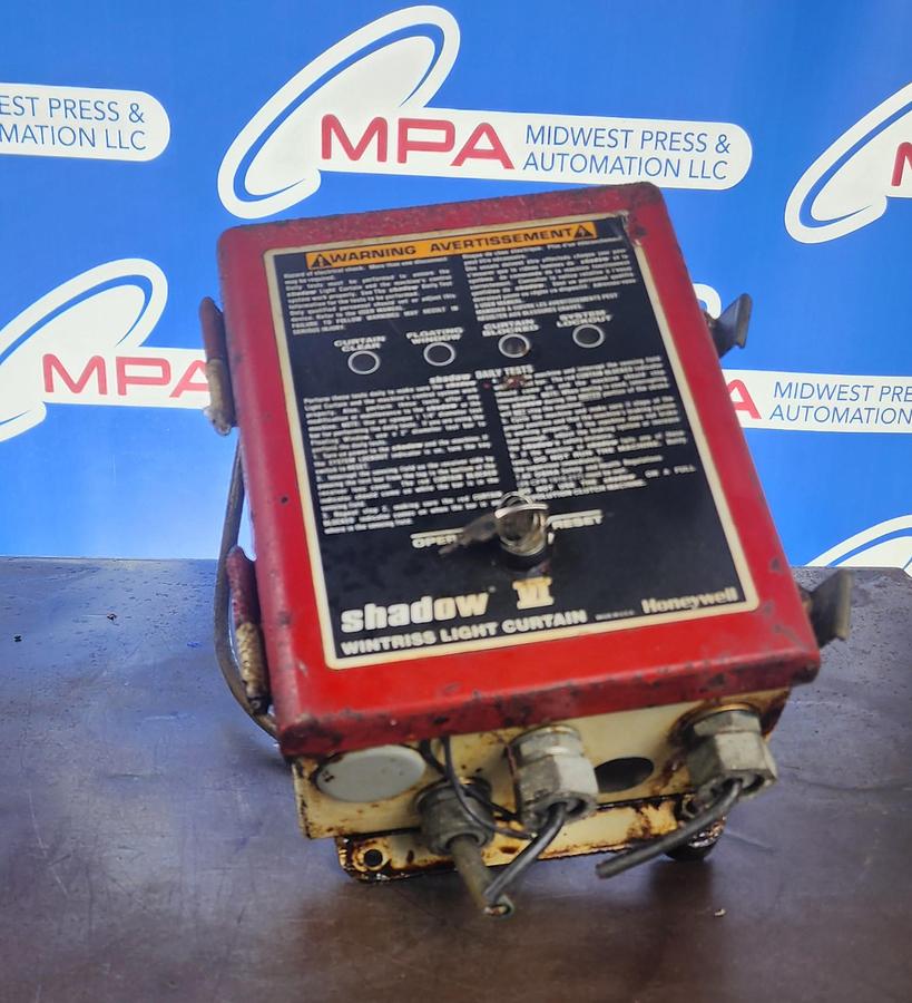 Used Wintriss D43145 Shadow VI Light Curtain Control