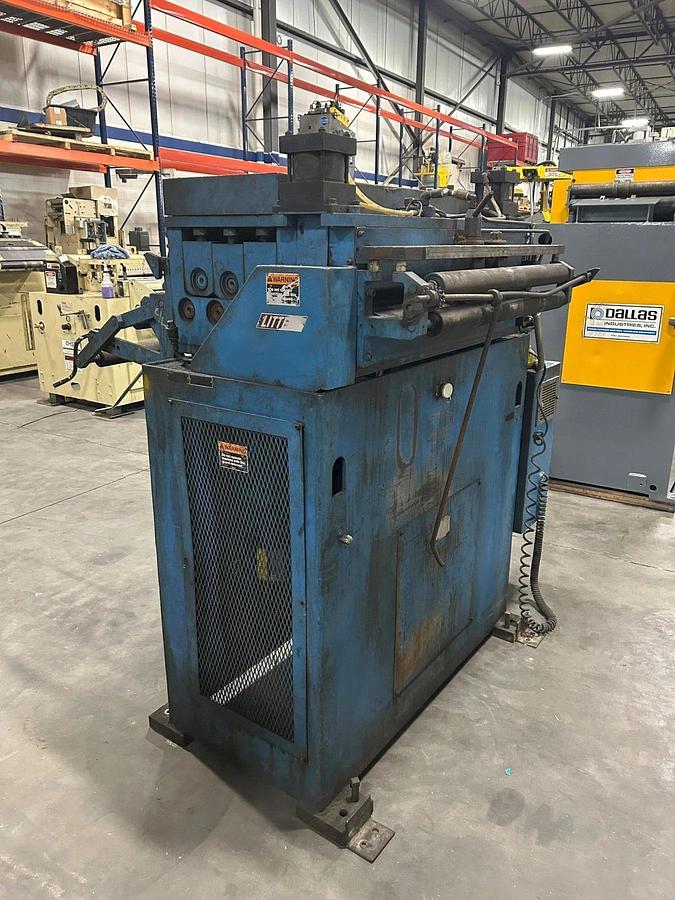 Used 30" LITTELL POWERED COIL STRAIGHTENER