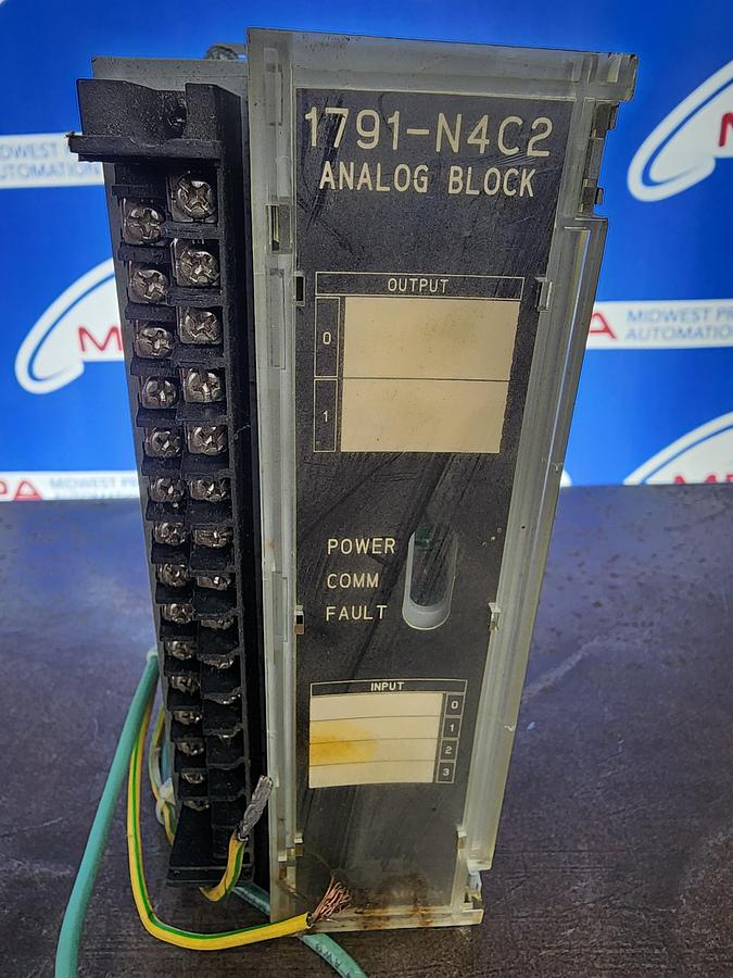 Used Allen-Bradley 1791-N4C2 Analog Block