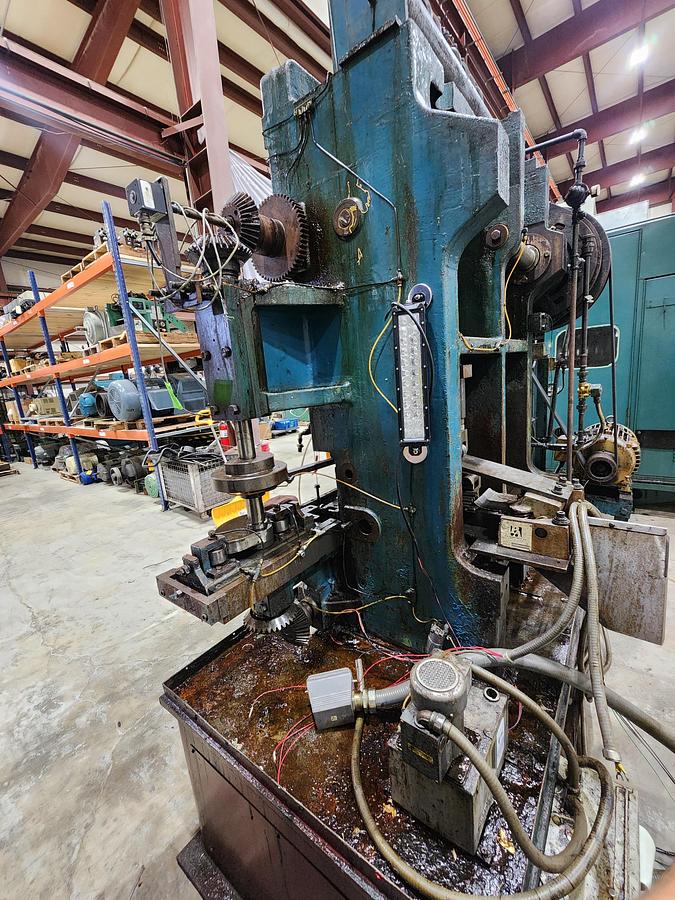 Used WATERBURY FARREL MODEL 15-8 EYELET & TRANSFER PRESS