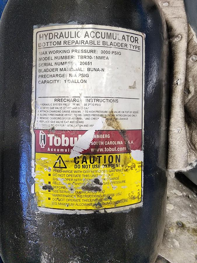 Used Tobul TBR30-1NMEA 1 Gallon Bladder Accumulator / Charged to 500 PSI