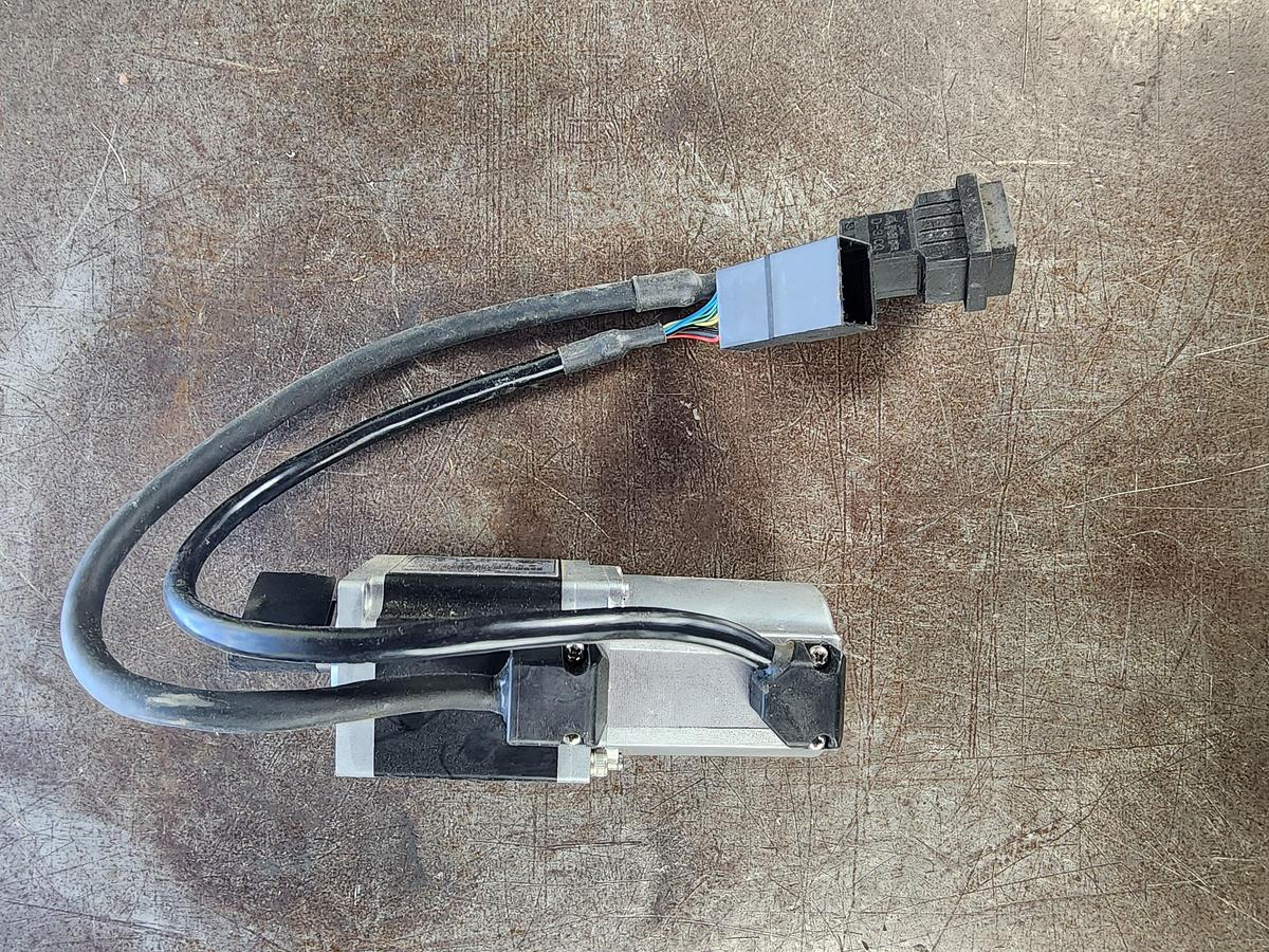 Used Sure Servo SVL-201 0.1 KW 200 V 3000 RPM AC Servo Motor