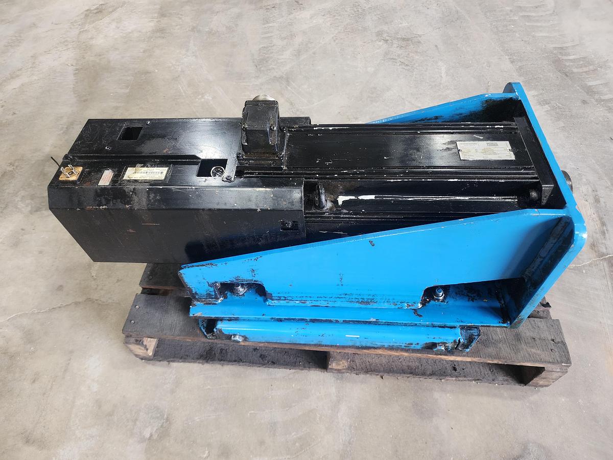 Used Indramat 112D-2-FD-4-C/130-B-1/DI5201V/S005 Servo Motor
