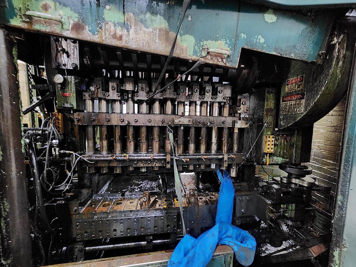 Used WATERBURY FARREL MODEL 413 C EYELET & TRANSFER PRESS