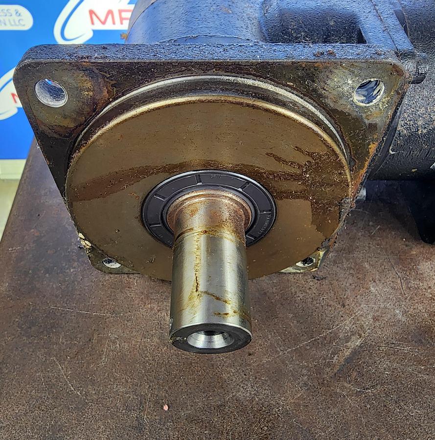 Used Indramat MDD093C-N-030-N2L-110PA1 Servo Motor