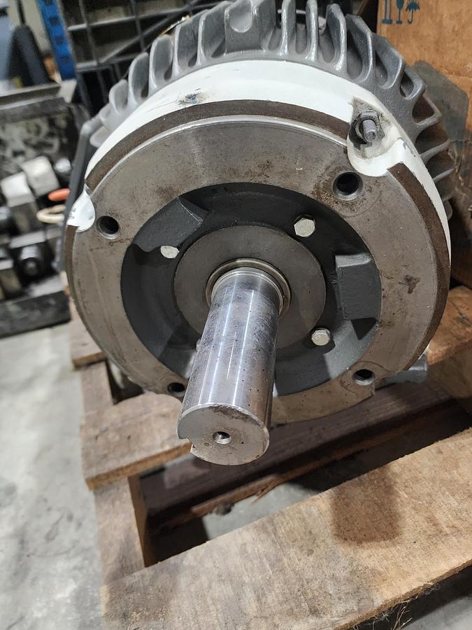 Used Baldor Reliance M2333T-8 / 07H203X684H1 200 V 1760 RPM Frame: 254T 15 HP Motor