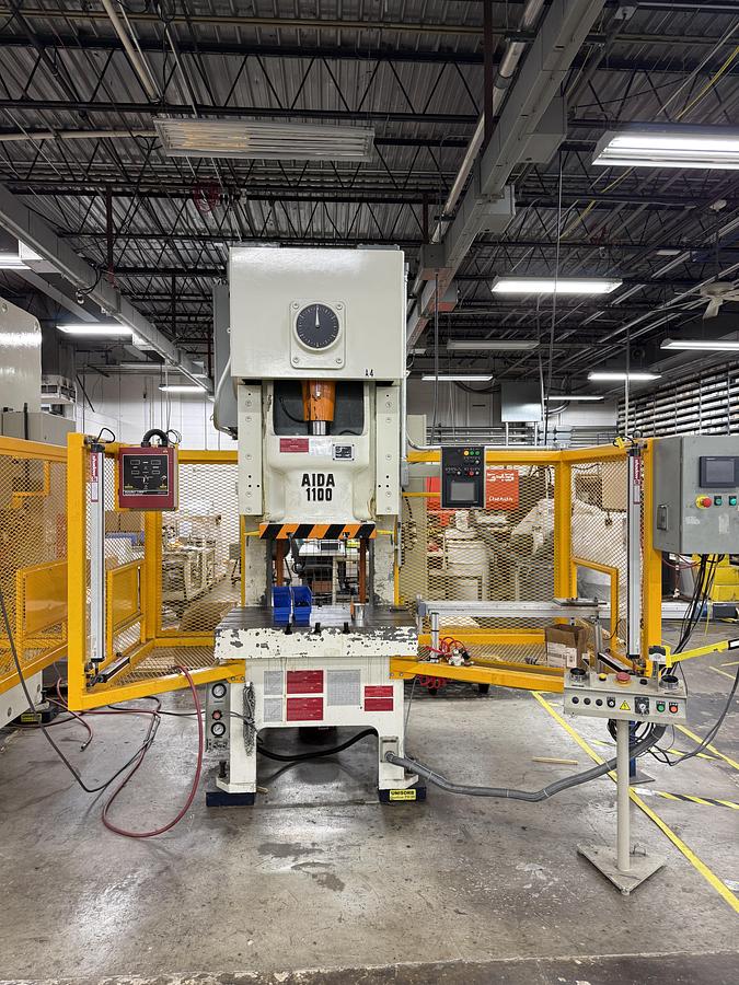 Used 121 TON AIDA MODEL NC1-1100(2) GAP FRAME PRESS