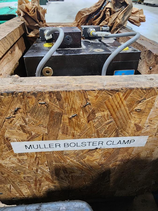 Muller Weingarten / 1000 Ton Muller Bolster Clamp