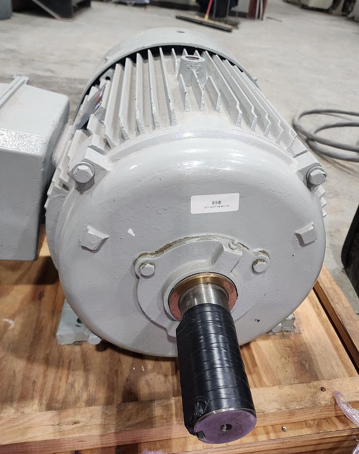Used Leeson WattSaver Model: N364T17FB6B Frame: 364T 208-230/460 V 60 HP Motor