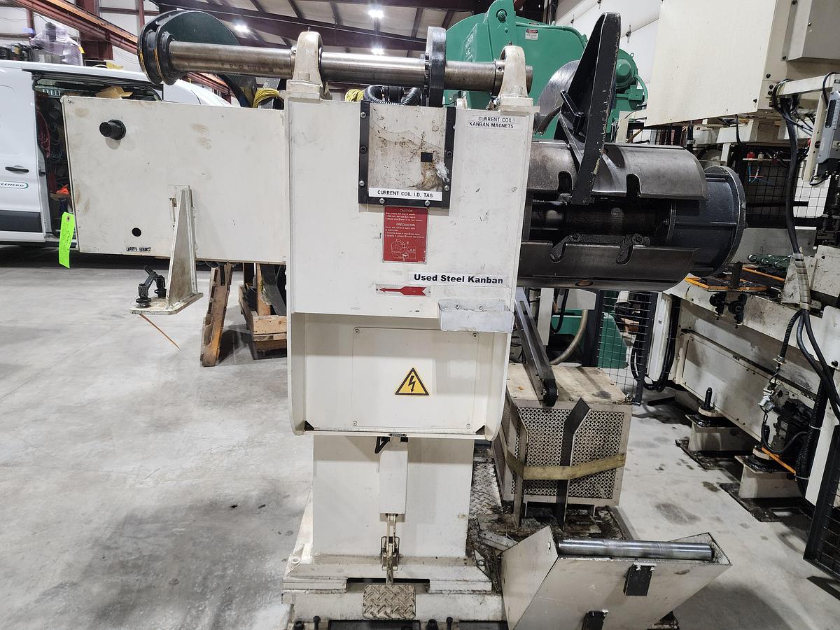 Used AIDA MODEL LFL-300R STRAIGHTENER FEEDER
