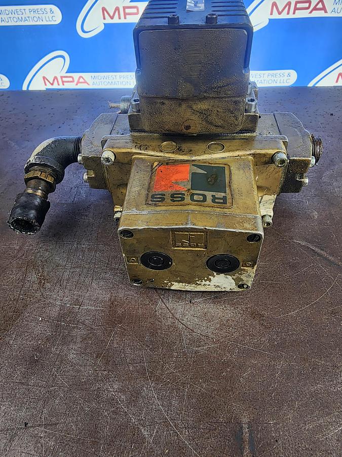 Used Ross Controls 3573A5141 2-8.5 Bar Valve