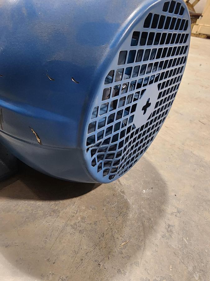 Weg W22 00336ET3E182T-W22 3515 RPM 60 Hz 2.2kw 3 HP Motor