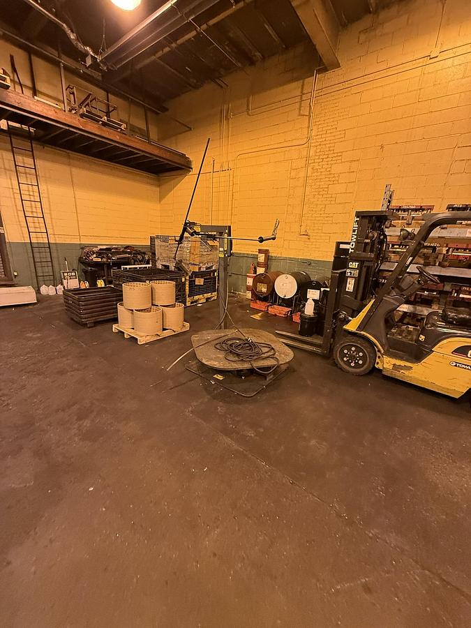Used 100 TON MINSTER MODEL P2-100-48-31 STRAIGHT SIDE PRESS