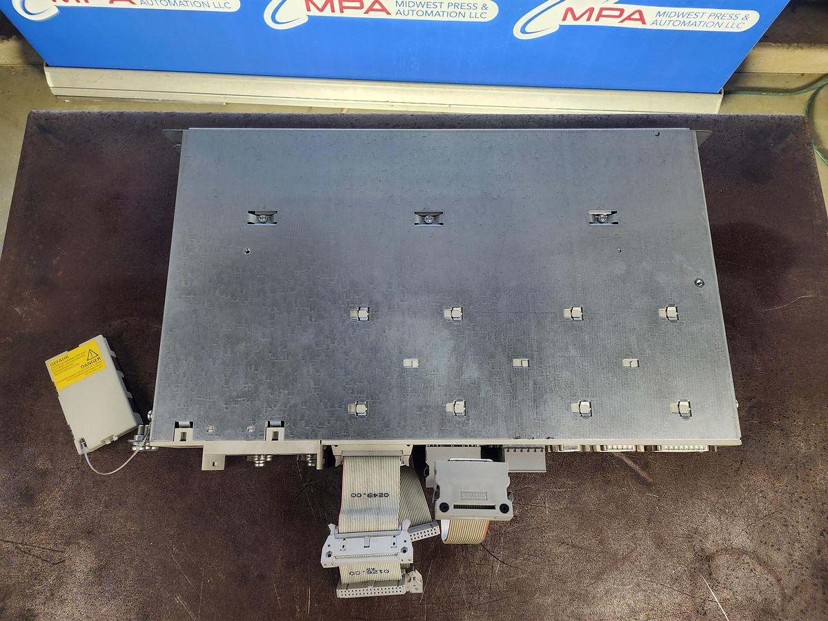 Used Siemens 6SN1118-0DM33-0AA1 Simodrive LT- Module INT. 2X15A / 6SN1123-1AB00-0AA1