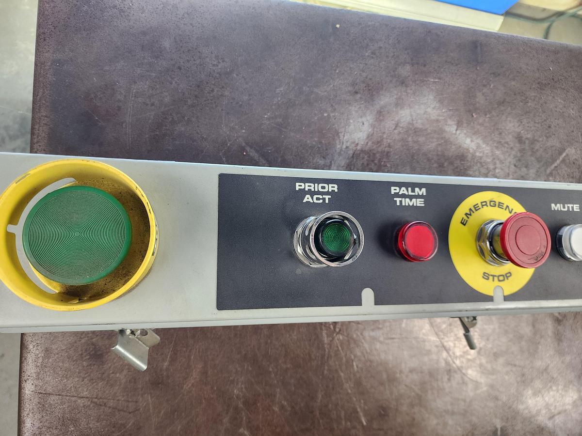Used Wintriss Run Station / E-stop