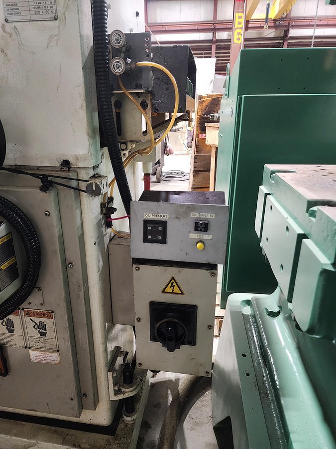 Used AIDA MODEL LFL-300R STRAIGHTENER FEEDER