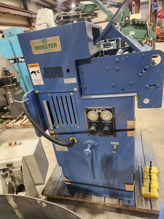 Used MINSTER MODEL MEF4-14S FEEDER