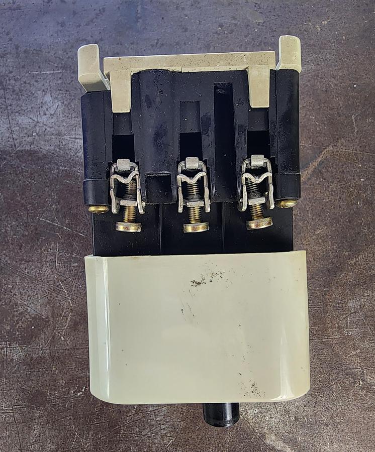 Used Klockner-Moeller PKZM3-25-U-NA Manual Motor Starter