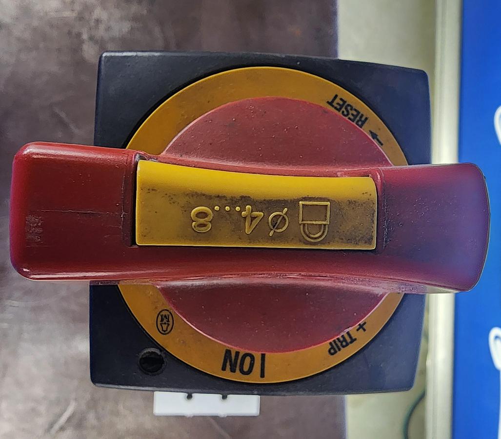 Used Moeller NZM2 3P 250A Breaker / Rotary Switch