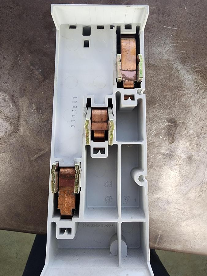 Used Siemens 3RV1041-4JA10 Circuit Breaker