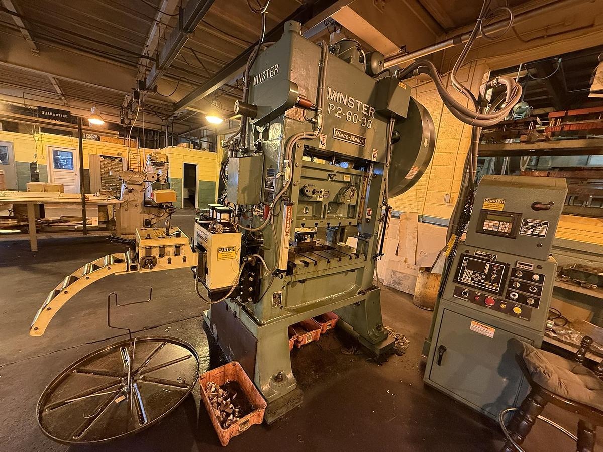 Used 60 TON MINSTER MODEL P2-60-36-25 STRAIGHT SIDE PRESS