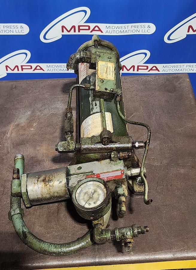 Used Trabon Lubriquip MSA10 Pneumatic Grease Pump / Reservoir MSA 10