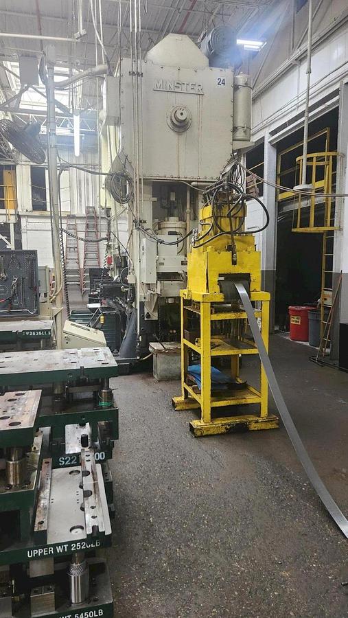 Used 300 TON MINSTER MODEL E2-300-84-48 HEVI STAMPER STRAIGHT SIDE PRESS