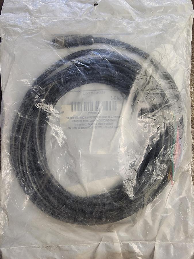 Allen-Bradley 889D-F8AB-5 889D QD Cordset 5 Meter