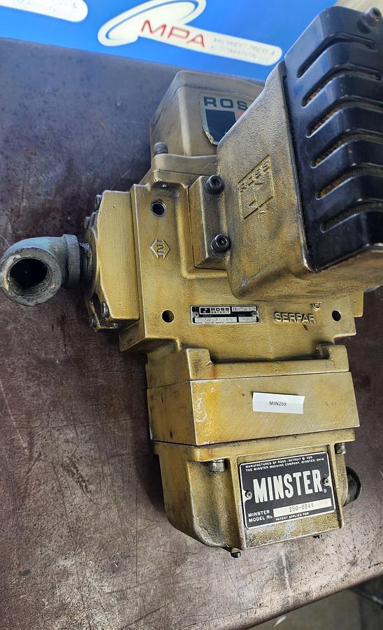 Used Ross Controls 3573A5949 / 250-0241 Solenoid Valve