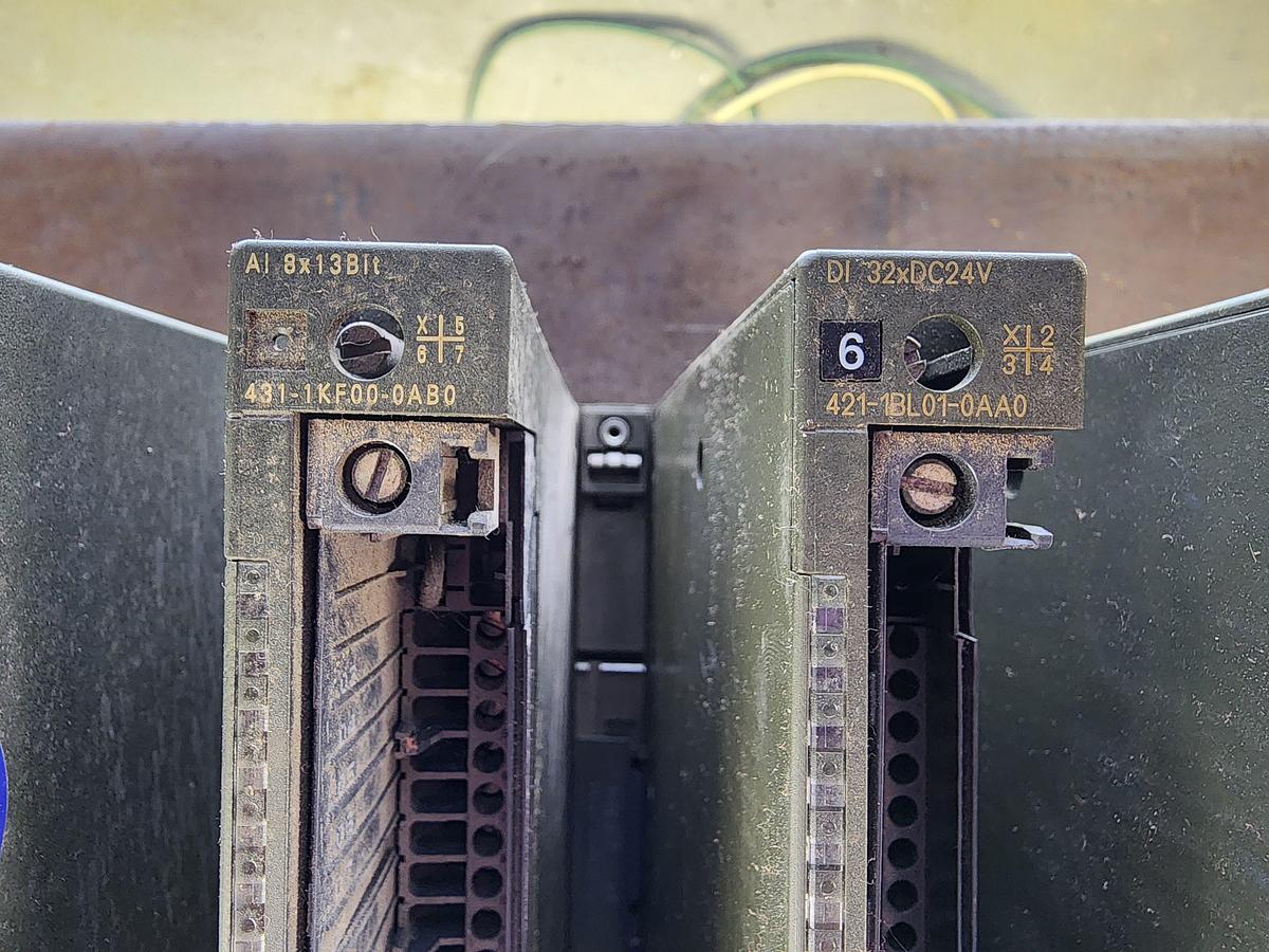 Used Siemens 407-0DA02-0AA0 / 414-2XK05-0AB0 / 431-1KF00-0AB0 / 421-1BL01-0AA0 PLC