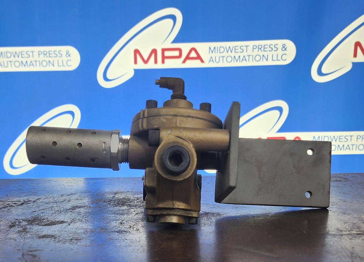 Used Ross 2753A4011 1-10 Bar Poppet Valve