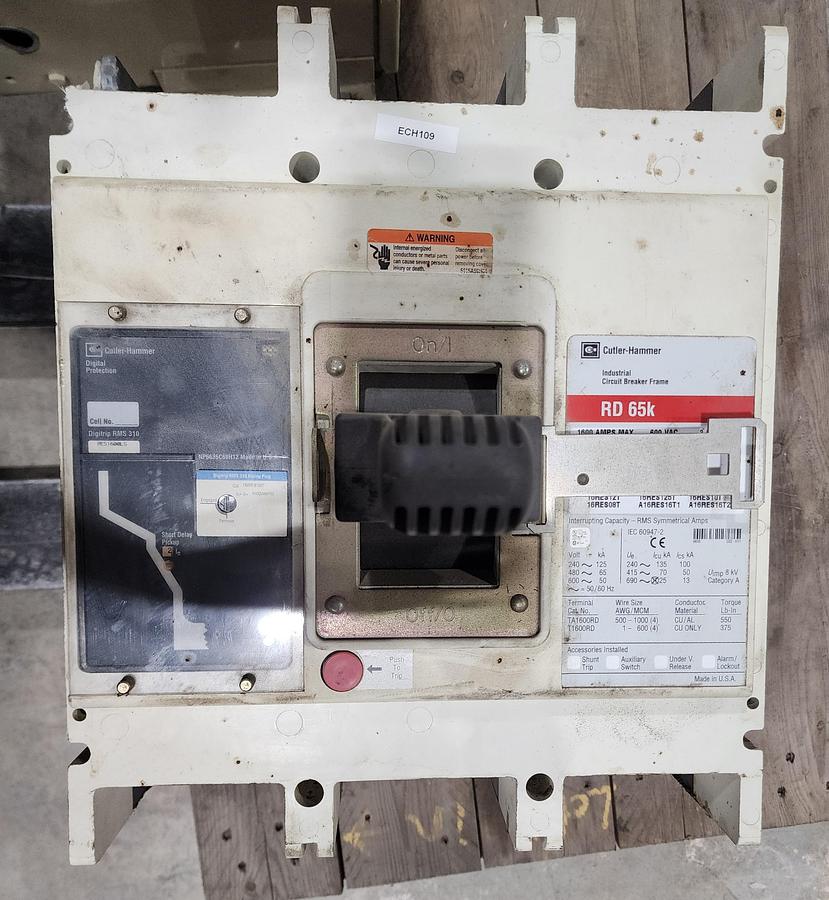 Used EATON CUTLER-HAMMER POW-R-WAY III 1600 AMP RD65K CIRCUIT BREAKER 