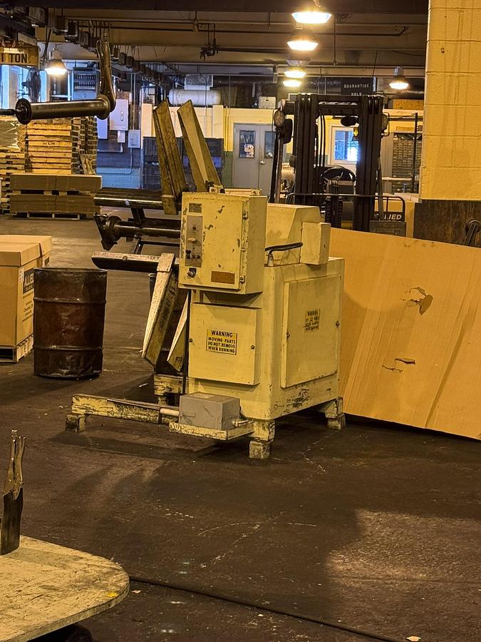 Used 100 TON MINSTER MODEL P2-100-48-31 STRAIGHT SIDE PRESS