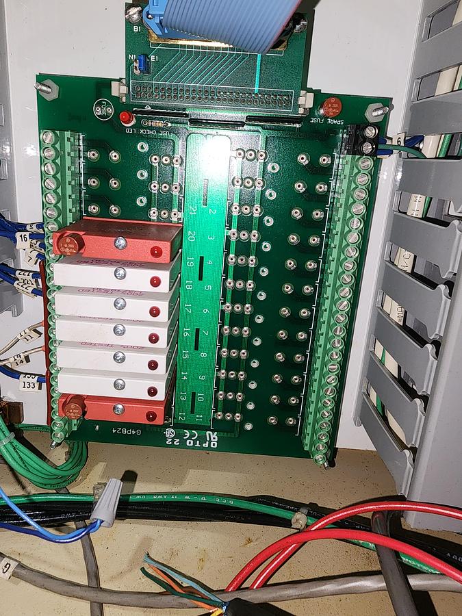 Used 12" WIDE PRF/WADDINGTON PRESS MOUNTED FEEDER